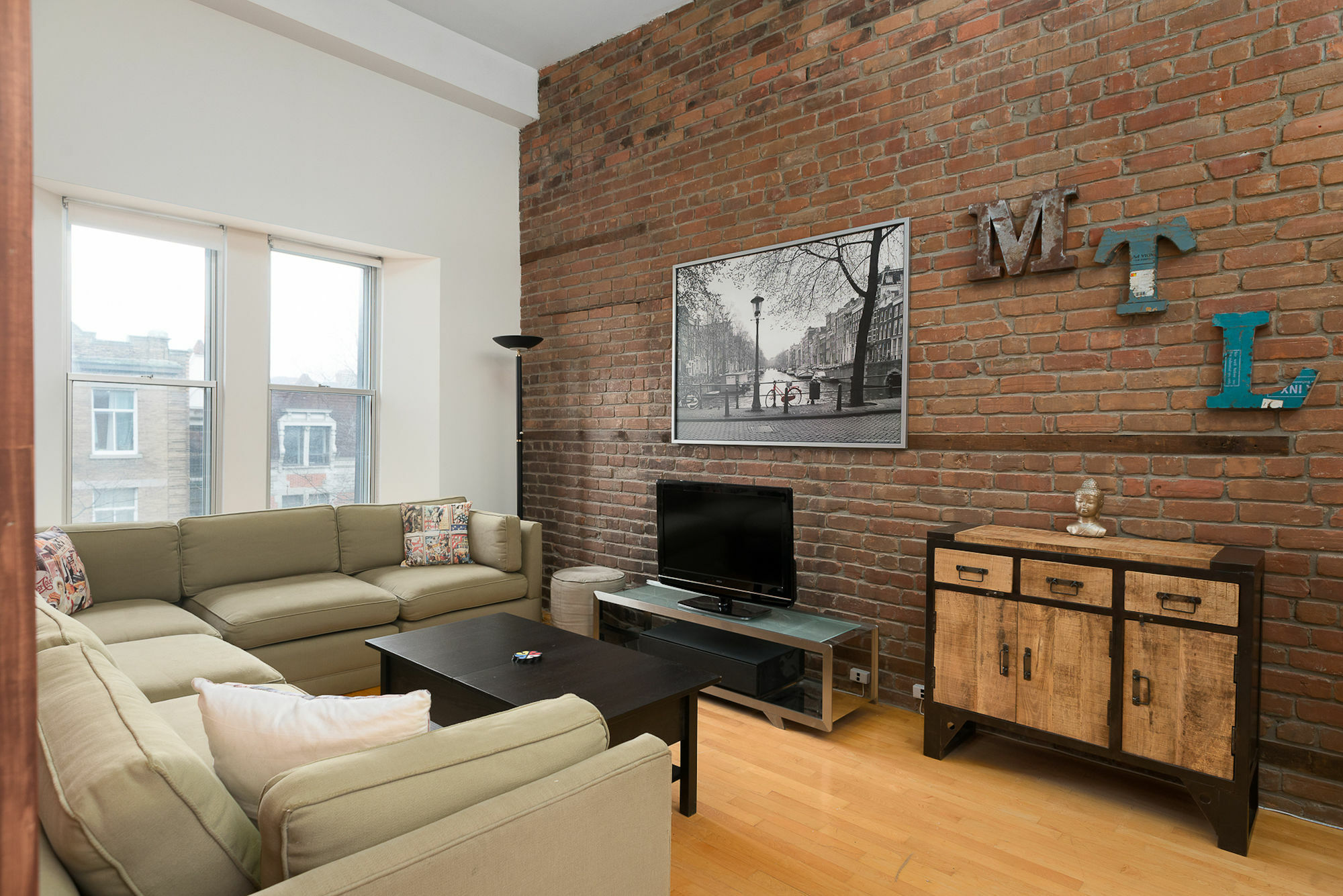 Distinctive 2Br In Plateau By Sonder Apartment Montreal Exterior photo